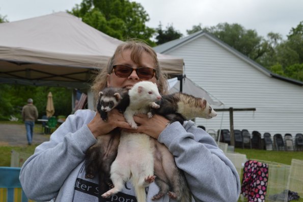 Tina with Mala, Odie, Ferg (1)